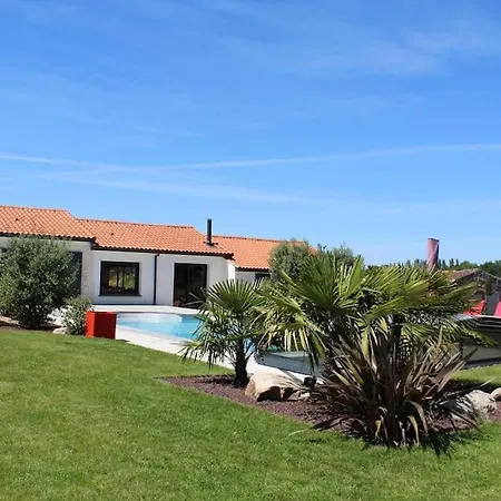 Grand Standing Avec Piscine Proche Nantes Villa