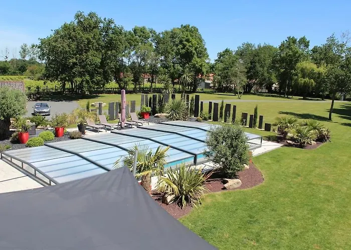 Grand Standing Avec Piscine Proche Nantes Villa